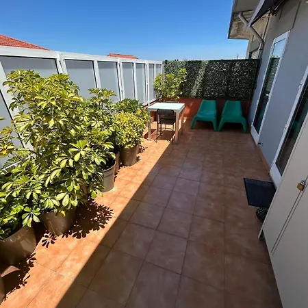 Vivikas Rooftop Flat * Πόρτο